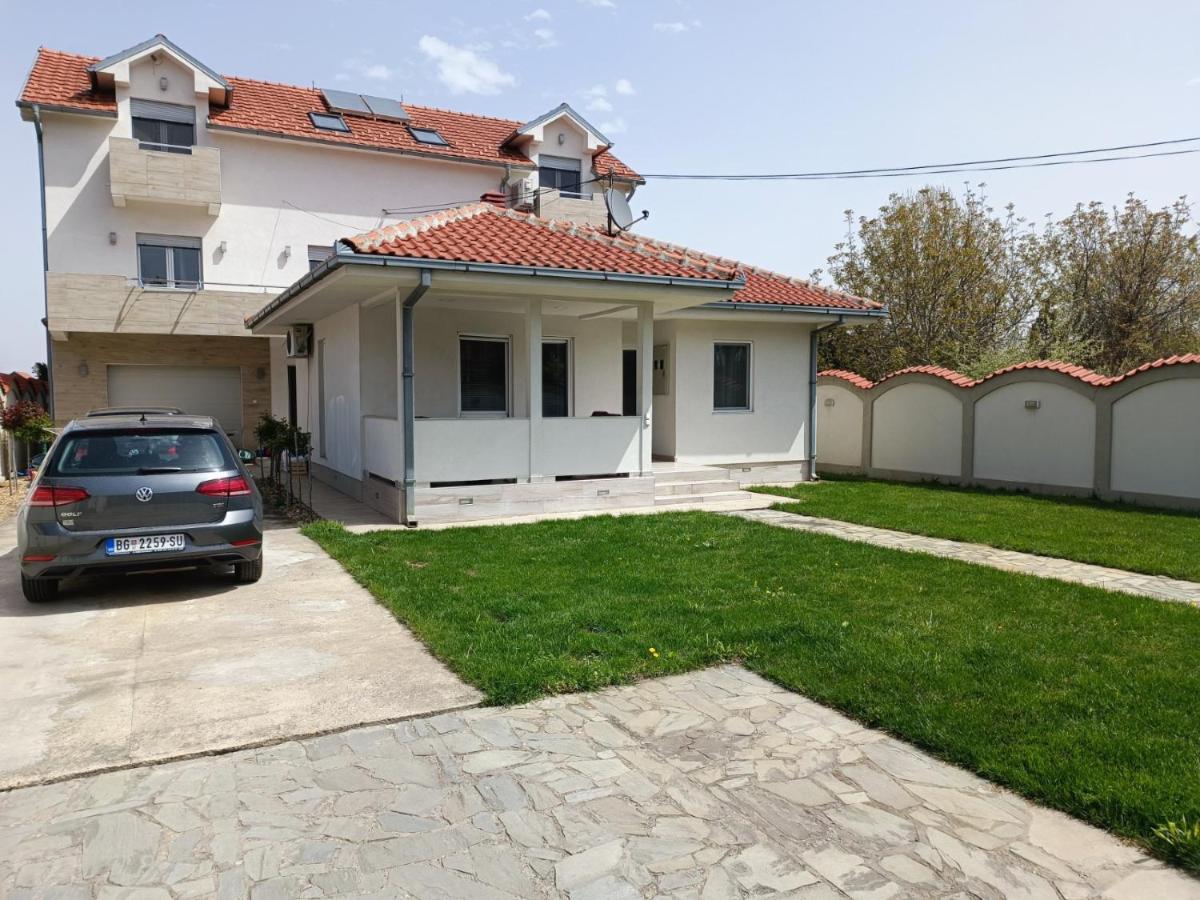 Serbian Home With Garden Krnjaca Bagian luar foto