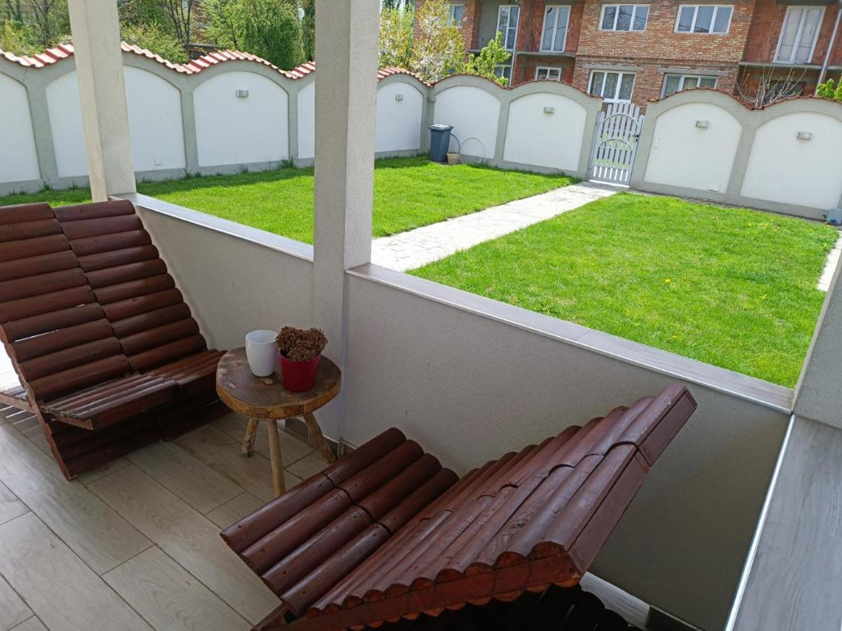 Serbian Home With Garden Krnjaca Bagian luar foto